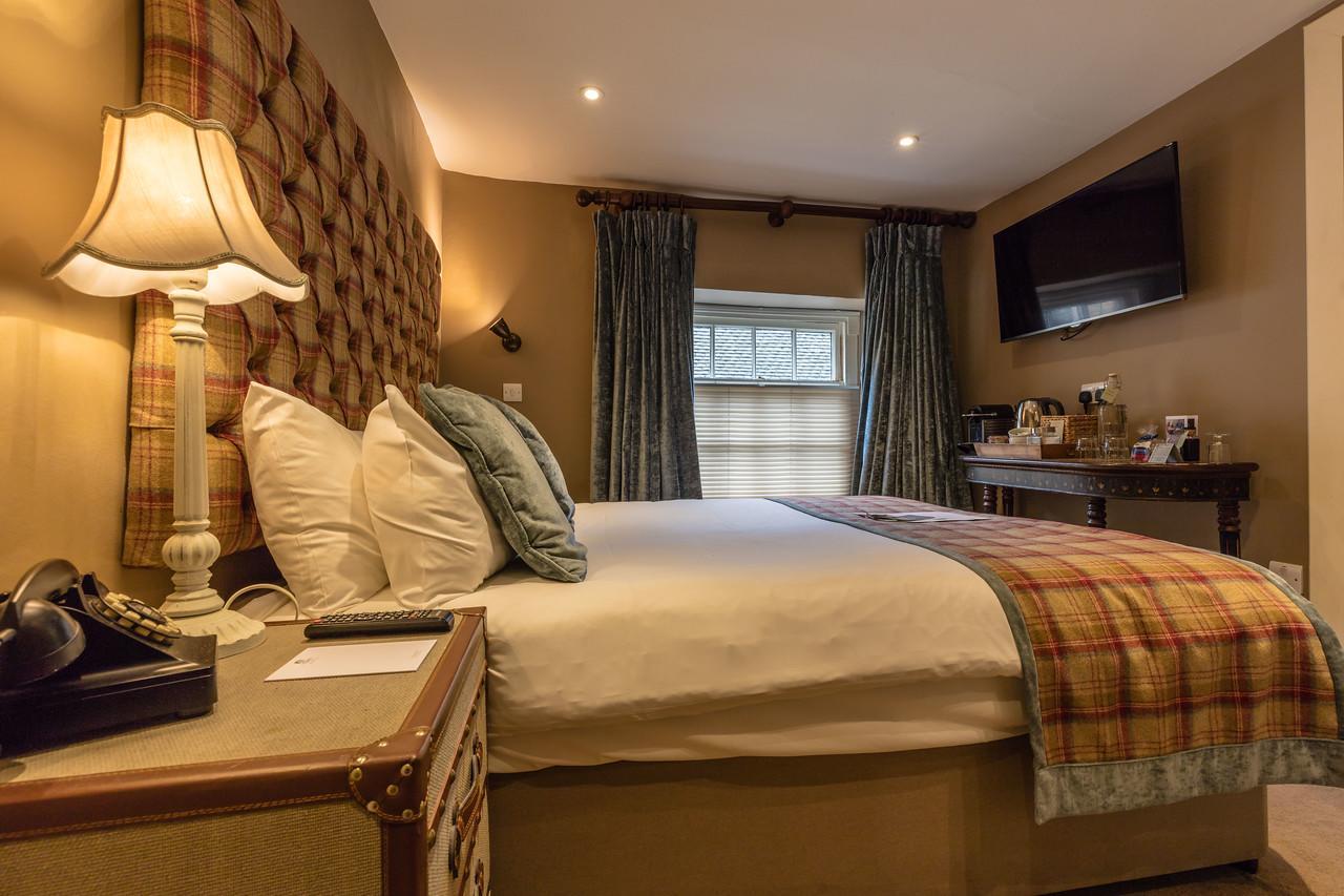 Stuart House Boutique Bedrooms Stow-on-the-Wold Exterior photo